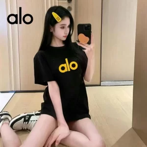Alo Yoga 立體發泡印花 寬鬆圓領短袖T恤