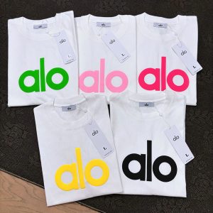 Alo 胸口字母立體發泡袖口定製布標寬鬆圓領短袖T恤